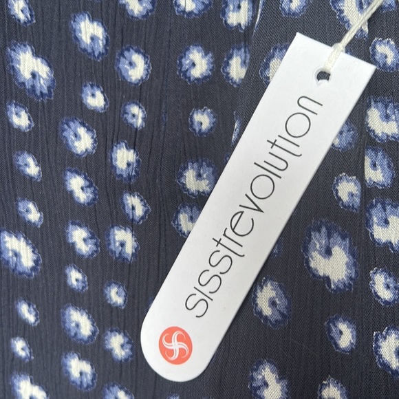 NWT Sisstrevolution Shoal Bay Woven Romper Size L - Picture 8 of 15